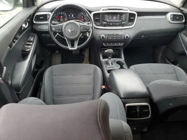 5XYPGDA54GG105916 2016 KIA SORENTO - Image 8