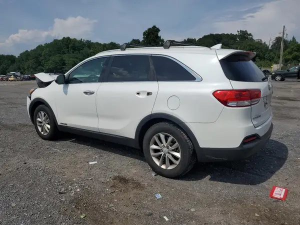 5XYPGDA54GG109206 2016 KIA SORENTO - Image 2