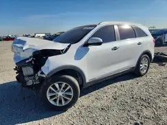 5XYPGDA54GG130461 2016 KIA SORENTO