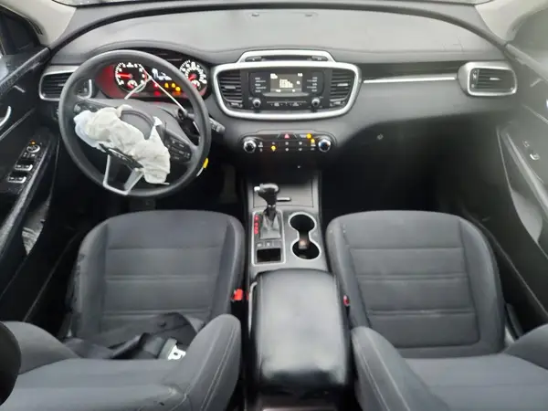 5XYPGDA54GG131660 2016 KIA SORENTO - Image 8