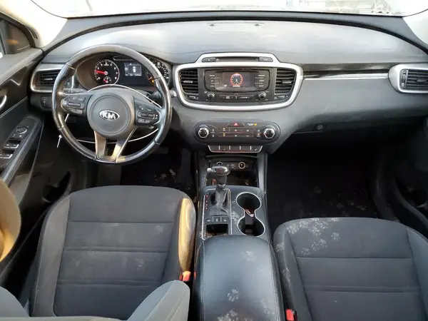5XYPGDA54GG135501 2016 KIA SORENTO - Image 8