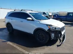 5XYPGDA54GG135871 2016 KIA SORENTO