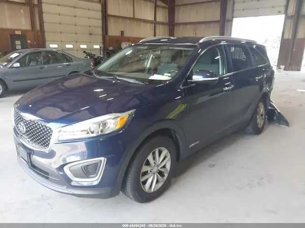 5XYPGDA54GG138057 2016 KIA SORENTO - Image 2