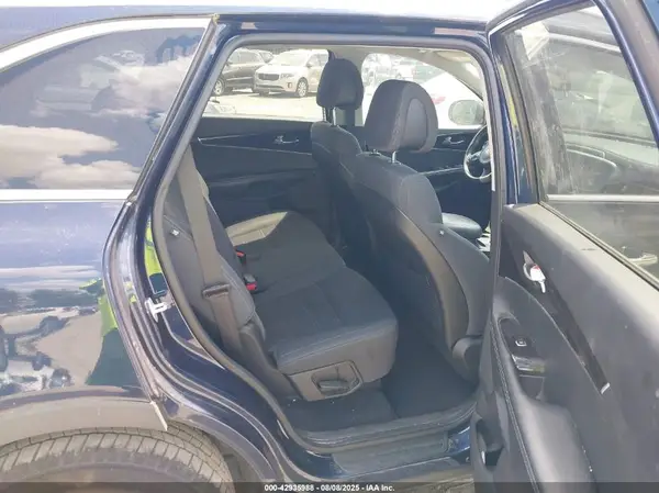 5XYPGDA54GG139435 2016 KIA SORENTO - Image 8