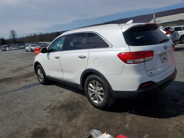 5XYPGDA54GG171866 2016 KIA SORENTO - Image 2