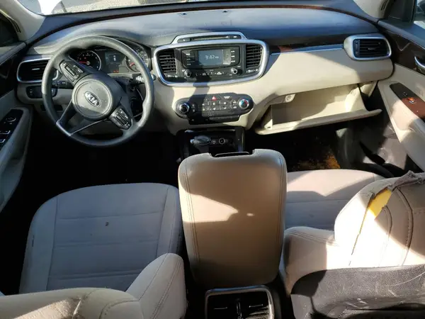 5XYPGDA54GG172368 2016 KIA SORENTO - Image 8
