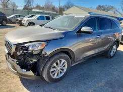5XYPGDA54GG175559 2016 KIA SORENTO