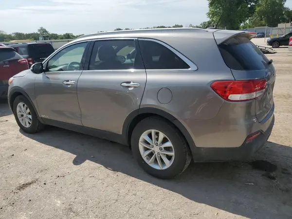 5XYPGDA54GG178039 2016 KIA SORENTO - Image 2