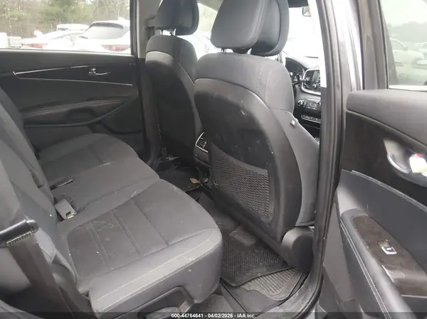 5XYPGDA54GG178767 2016 KIA SORENTO - Image 8
