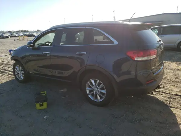 5XYPGDA54GG180275 2016 KIA SORENTO - Image 2