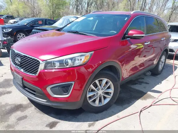 5XYPGDA54HG191973 2017 KIA SORENTO - Image 2