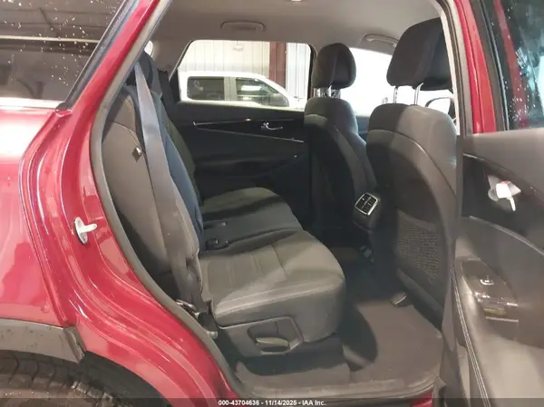 5XYPGDA54HG193903 2017 KIA SORENTO - Image 8