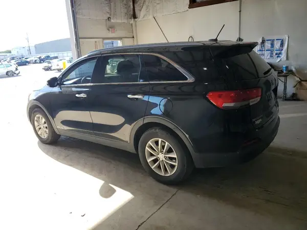 5XYPGDA54HG195053 2017 KIA SORENTO - Image 2