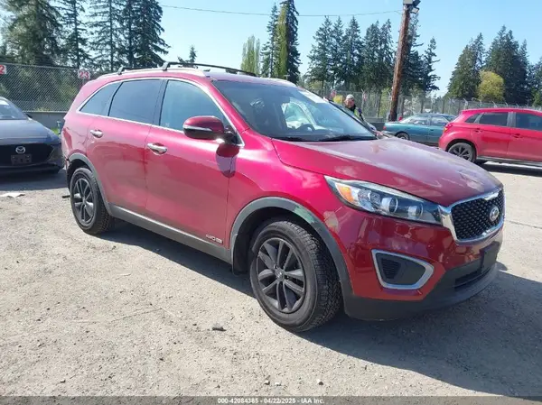 5XYPGDA54HG195795 2017 KIA SORENTO - Image 1