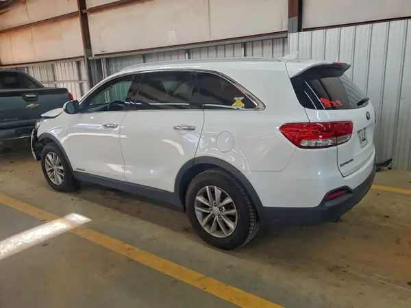 5XYPGDA54HG203765 2017 KIA SORENTO - Image 2
