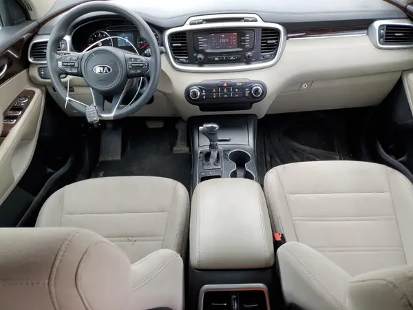 5XYPGDA54HG211266 2017 KIA SORENTO - Image 8