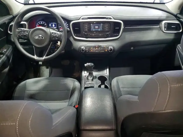 5XYPGDA54HG218587 2017 KIA SORENTO - Image 8