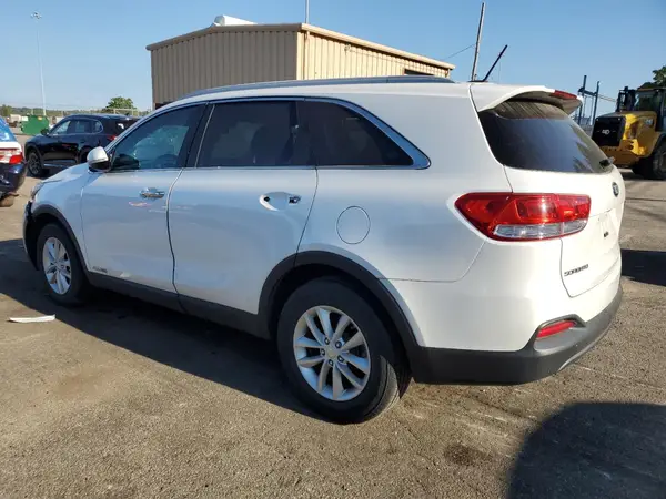 5XYPGDA54HG220193 2017 KIA SORENTO - Image 2