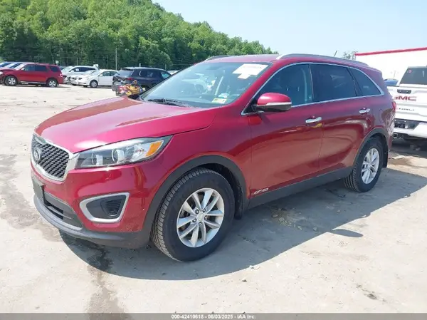 5XYPGDA54HG242436 2017 KIA SORENTO - Image 2