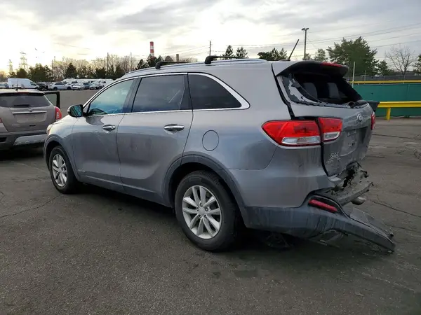 5XYPGDA54HG288221 2017 KIA SORENTO - Image 2
