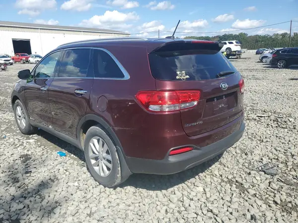 5XYPGDA54HG288767 2017 KIA SORENTO - Image 2