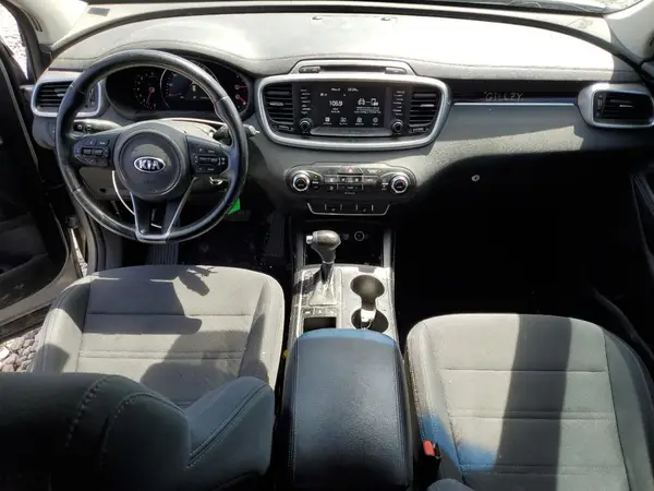 5XYPGDA54HG293032 2017 KIA SORENTO - Image 8