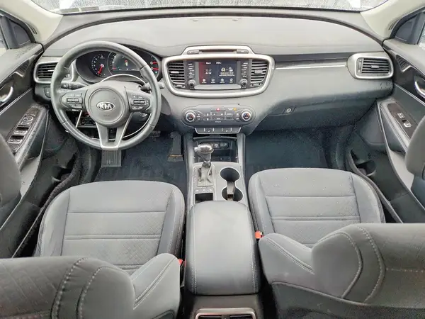 5XYPGDA54HG302425 2017 KIA SORENTO - Image 8