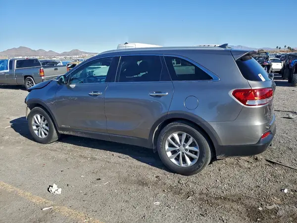 5XYPGDA54HG302554 2017 KIA SORENTO - Image 2