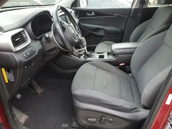 5XYPGDA54HG306832 2017 KIA SORENTO - Image 8