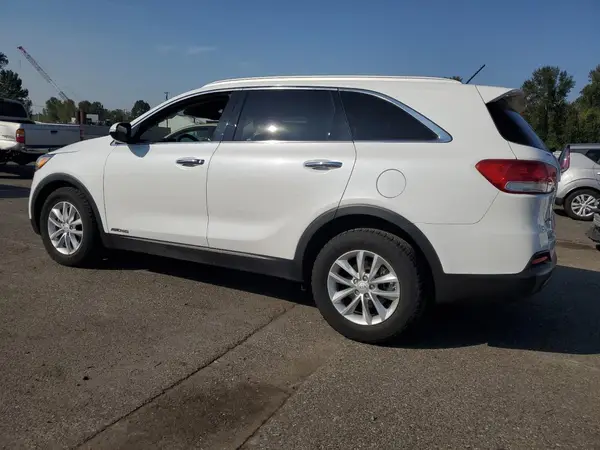 5XYPGDA54HG315093 2017 KIA SORENTO - Image 2