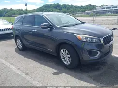 5XYPGDA54HG321072 2017 KIA SORENTO