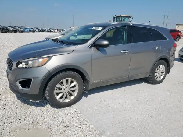 5XYPGDA54HG324313 2017 KIA SORENTO - Image 1