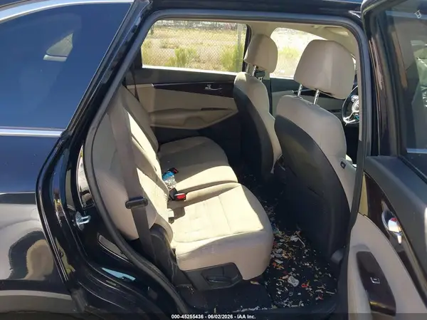 5XYPGDA54HG331939 2017 KIA SORENTO - Image 8