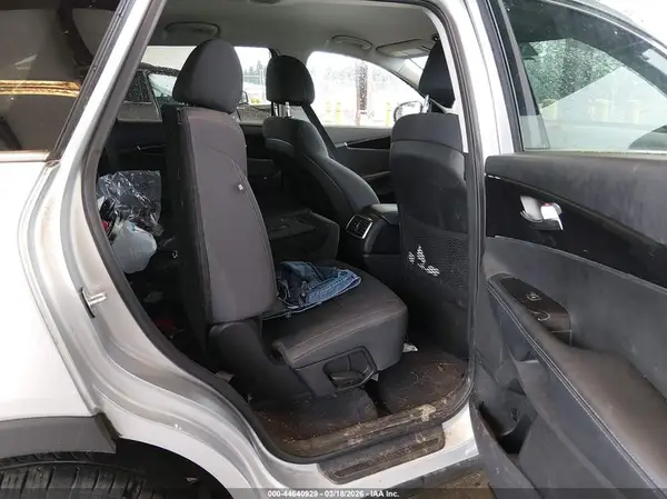 5XYPGDA54HG334937 2017 KIA SORENTO - Image 8