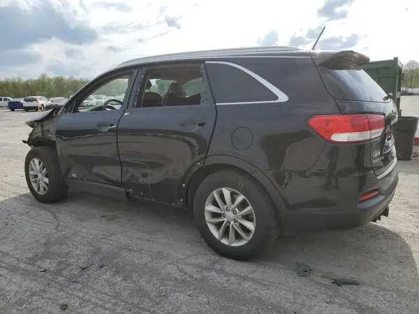 5XYPGDA54JG366695 2018 KIA SORENTO - Image 2
