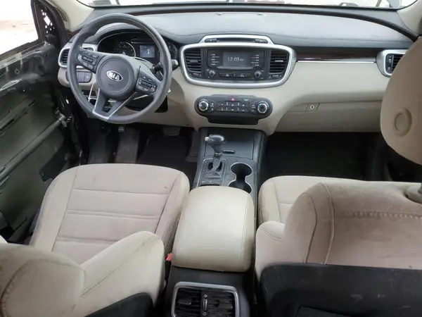 5XYPGDA54JG366695 2018 KIA SORENTO - Image 8