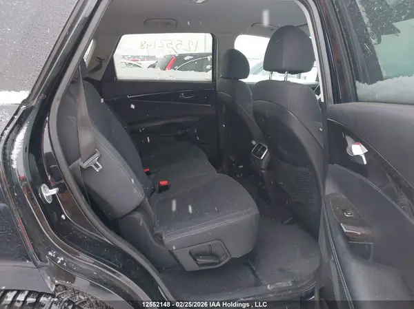 5XYPGDA54JG369614 2018 KIA SORENTO - Image 8