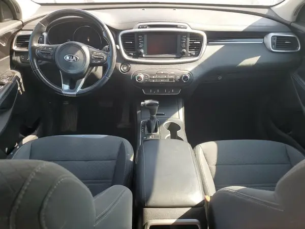 5XYPGDA54JG391791 2018 KIA SORENTO - Image 8