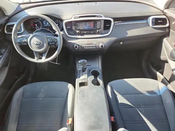 5XYPGDA54JG410033 2018 KIA SORENTO - Image 8