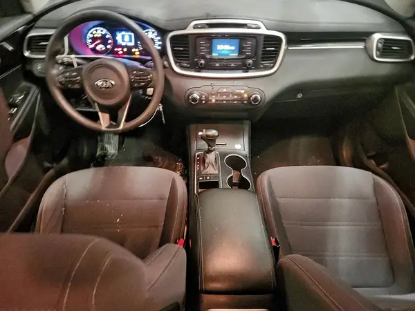 5XYPGDA54JG413899 2018 KIA SORENTO - Image 8