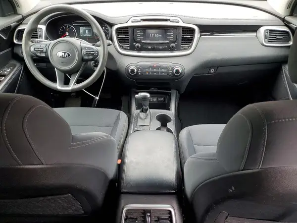 5XYPGDA54JG414955 2018 KIA SORENTO - Image 8