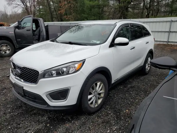 5XYPGDA54JG415135 2018 KIA SORENTO - Image 1