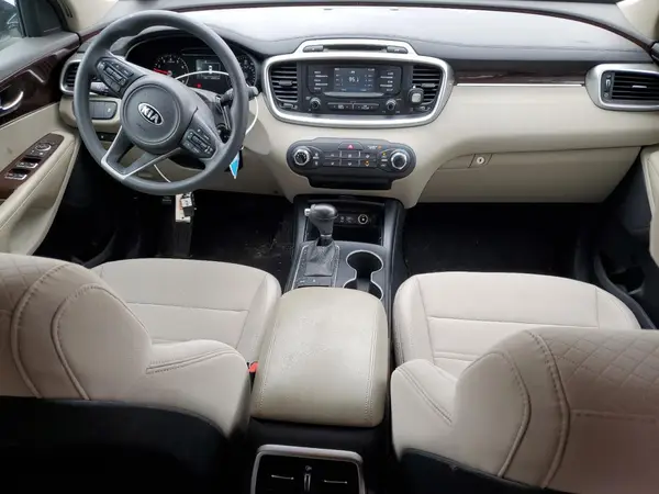 5XYPGDA54JG415135 2018 KIA SORENTO - Image 8
