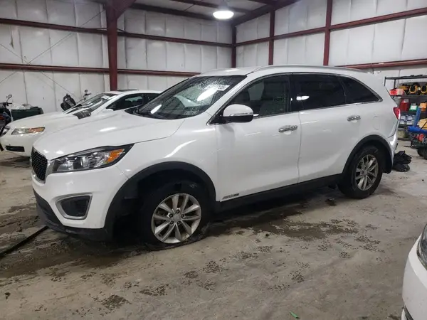 5XYPGDA54JG421145 2018 KIA SORENTO - Image 1