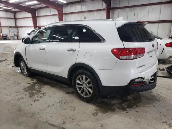 5XYPGDA54JG421145 2018 KIA SORENTO - Image 2