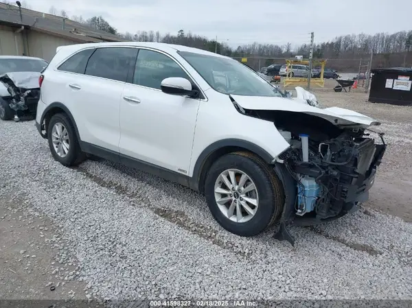 5XYPGDA54KG440957 2019 KIA SORENTO - Image 1