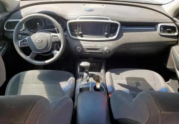 5XYPGDA54KG441249 2019 KIA SORENTO - Image 8