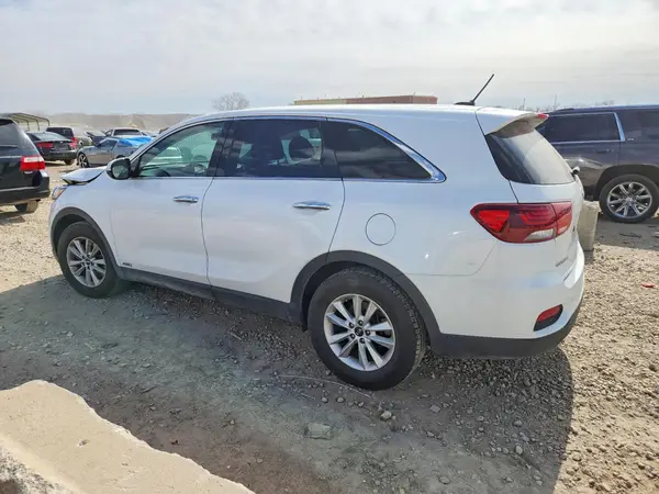 5XYPGDA54KG441316 2019 KIA SORENTO - Image 2