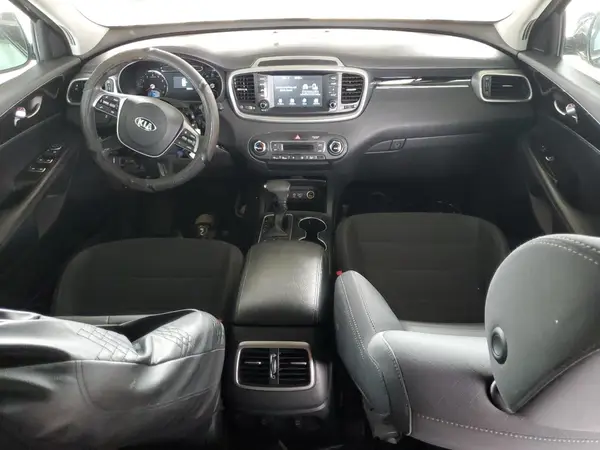 5XYPGDA54KG454664 2019 KIA SORENTO - Image 8
