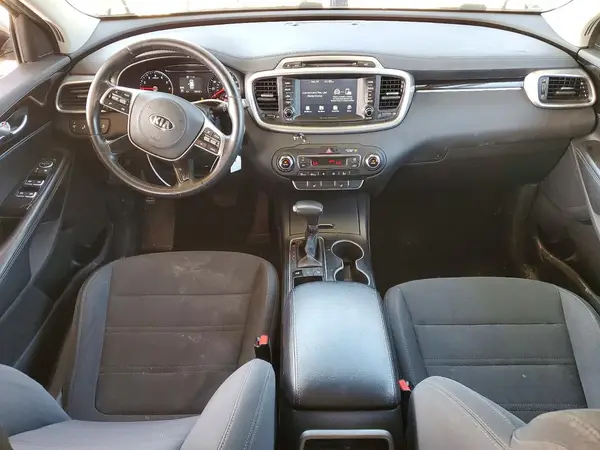 5XYPGDA54KG458780 2019 KIA SORENTO - Image 8